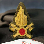 Fiamma per berretto da parata ricamata