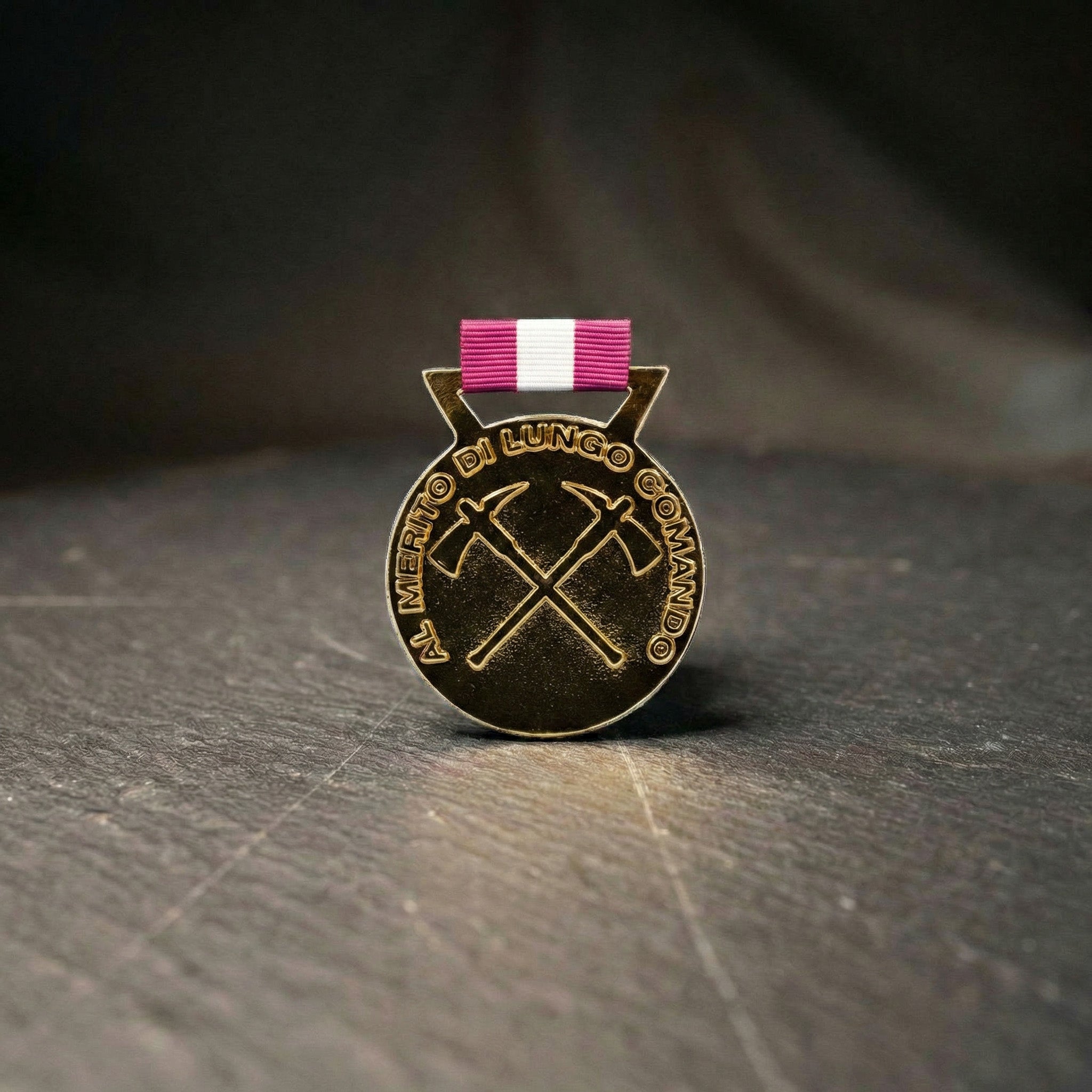 Medaglia al merito Lungo Comando - Oro