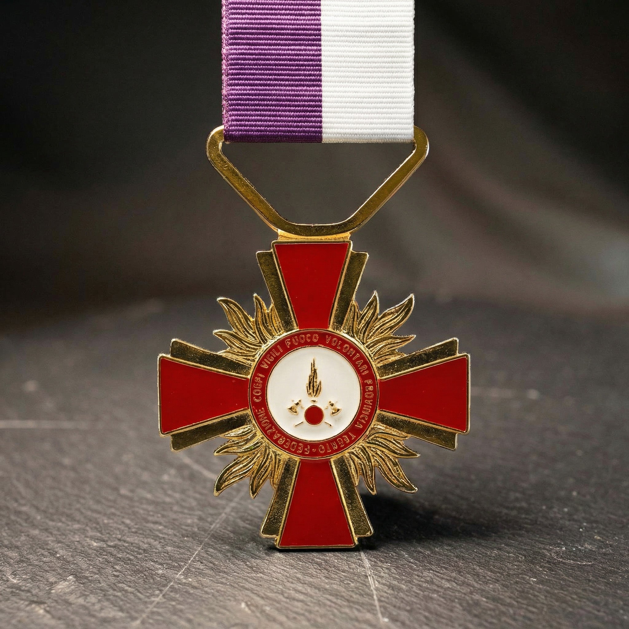 Medaglia croce al Merito - Oro